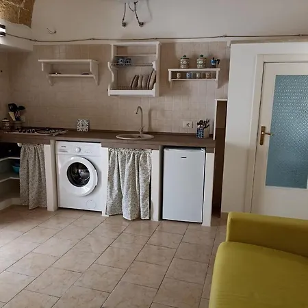 Eccelso Little House